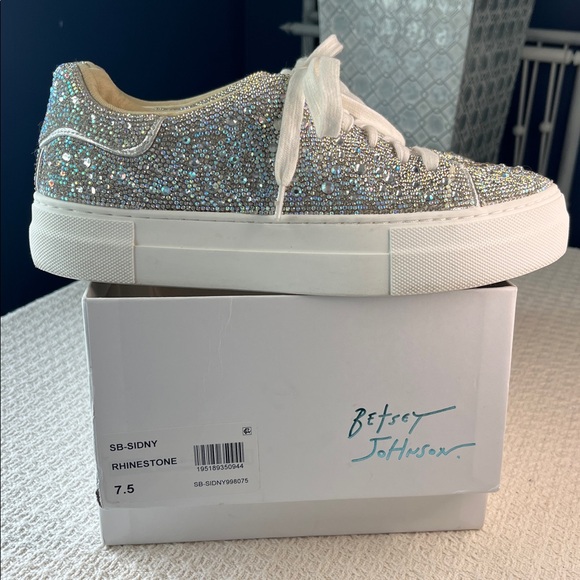 Betsey Johnson, Rhinestone tennis shoes, with box, SB-SIDNY 998075, women 7.5 - Picture 15 of 17